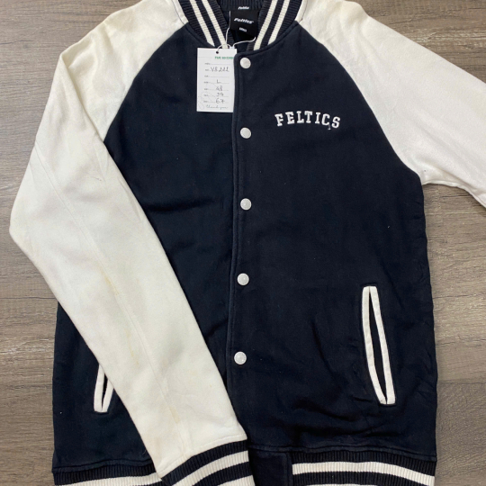 Varsity Jacket feltics